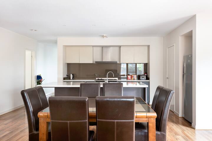 Holiday Stay gallery image 4