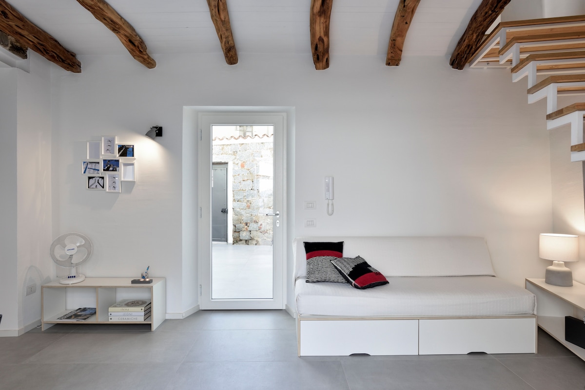 Beliebte Airbnb-Anzeige: Historic apartment for two couples in Tortolì