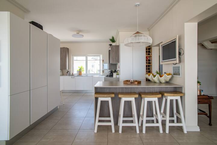 Beach Home with Pool & Solar Power gallery image 5