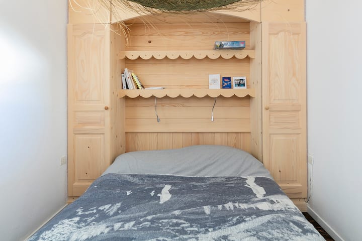 chambre للبالغين