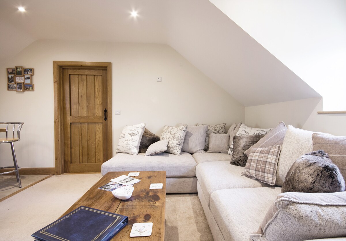 Top Airbnb: A characterful, cosy, private annexe with parking. in South Oxfordshire