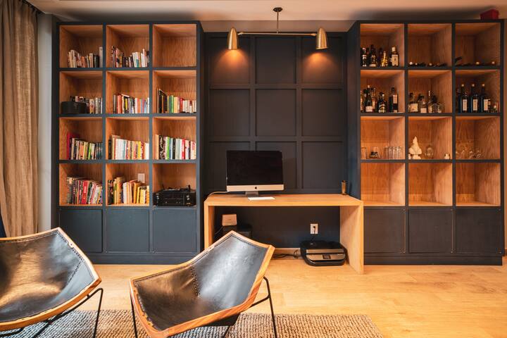 Astonishing house in San Miguel Chapultepec gallery image 2