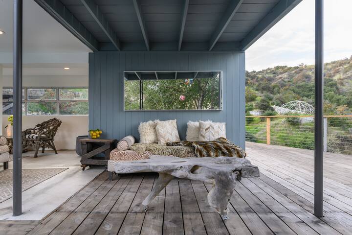 Pasadena Mid-Century Modern Treehouse gallery image 4