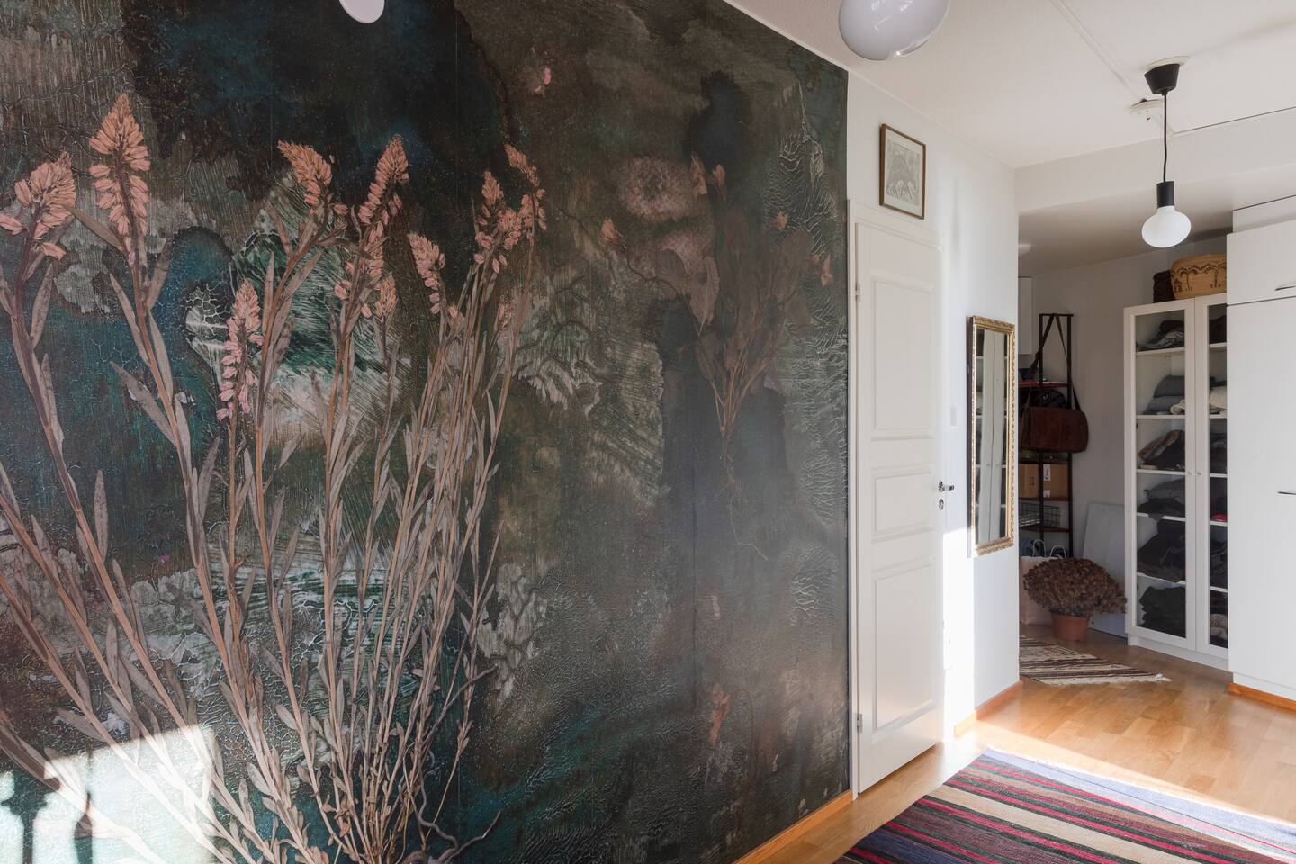 Peaceful & Beautiful Home, 30 Min To The Airport 5