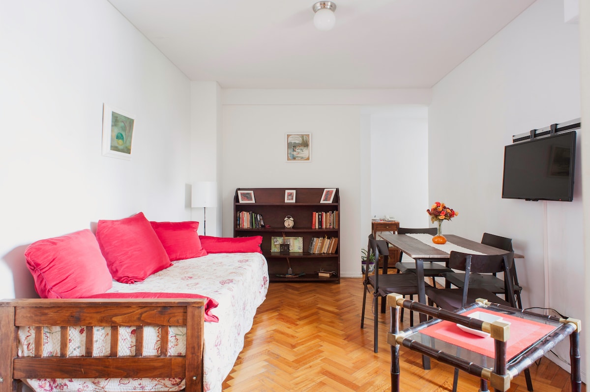 Departamento amoblado con 2 dormitorios