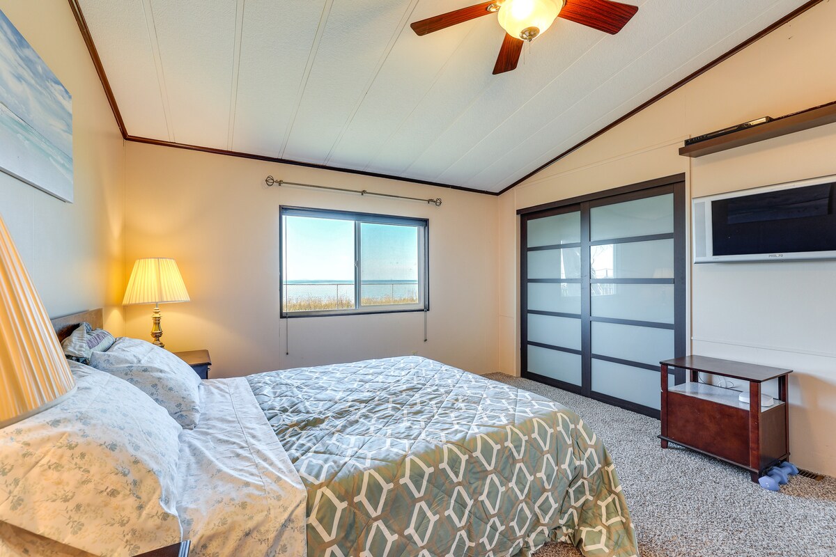 Oceanfront Port Angeles Home photo 4