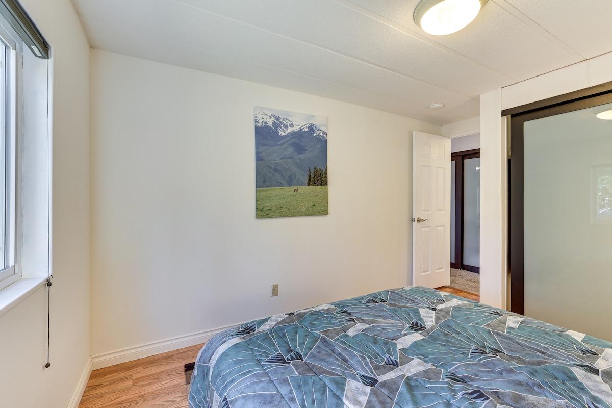Oceanfront Port Angeles Home photo 6