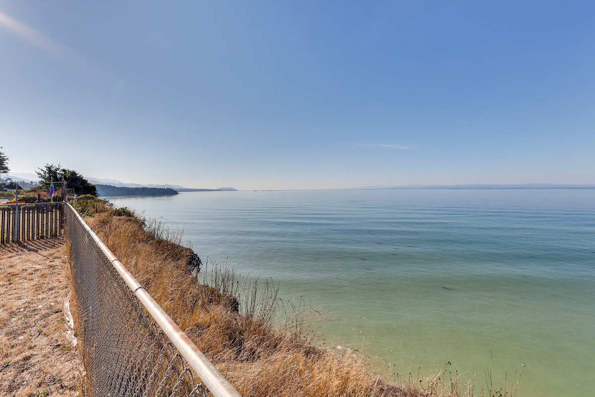 Oceanfront Port Angeles Home photo 9