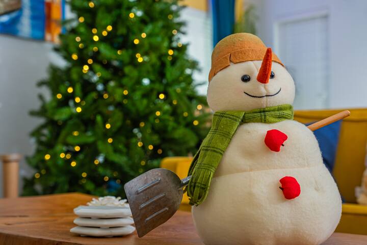 1.6mi to Downtown | Rooftop | City View | Firepit