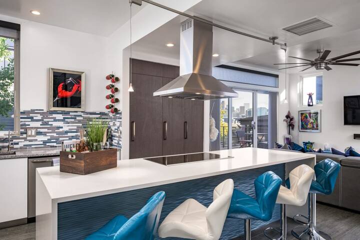 Skyline House | Eco Efficient Luxury Home gallery image 5