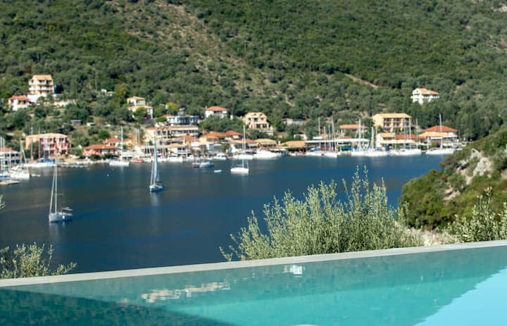 Villa Zoe - Pieds Dans L Eau A L Entree De La Baie - Lefkada