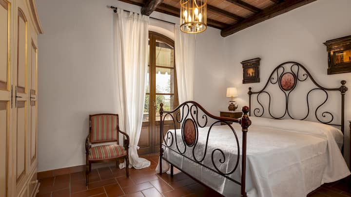 საძინებელი 4