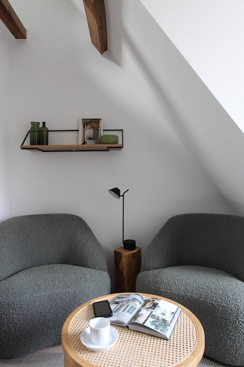 Le Rossignol, Le Logis Apt. No. 4