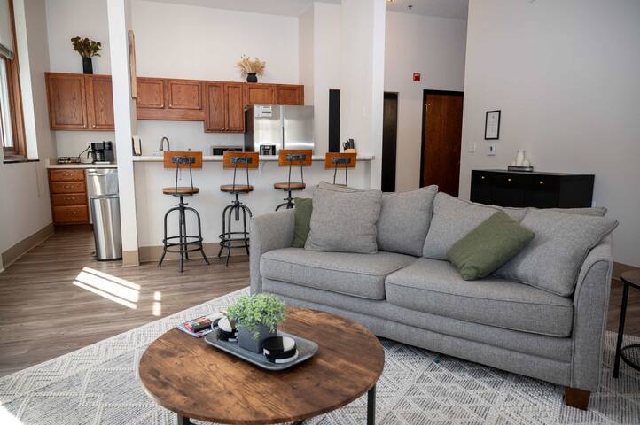 Black Swan Living managed Airbnb listing 1