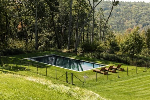 Red Rock Summit: Pool | Privacy + Views | Sauna