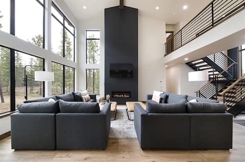 Woodland Hideaway-Game Room, Hot Tub, Pool Access