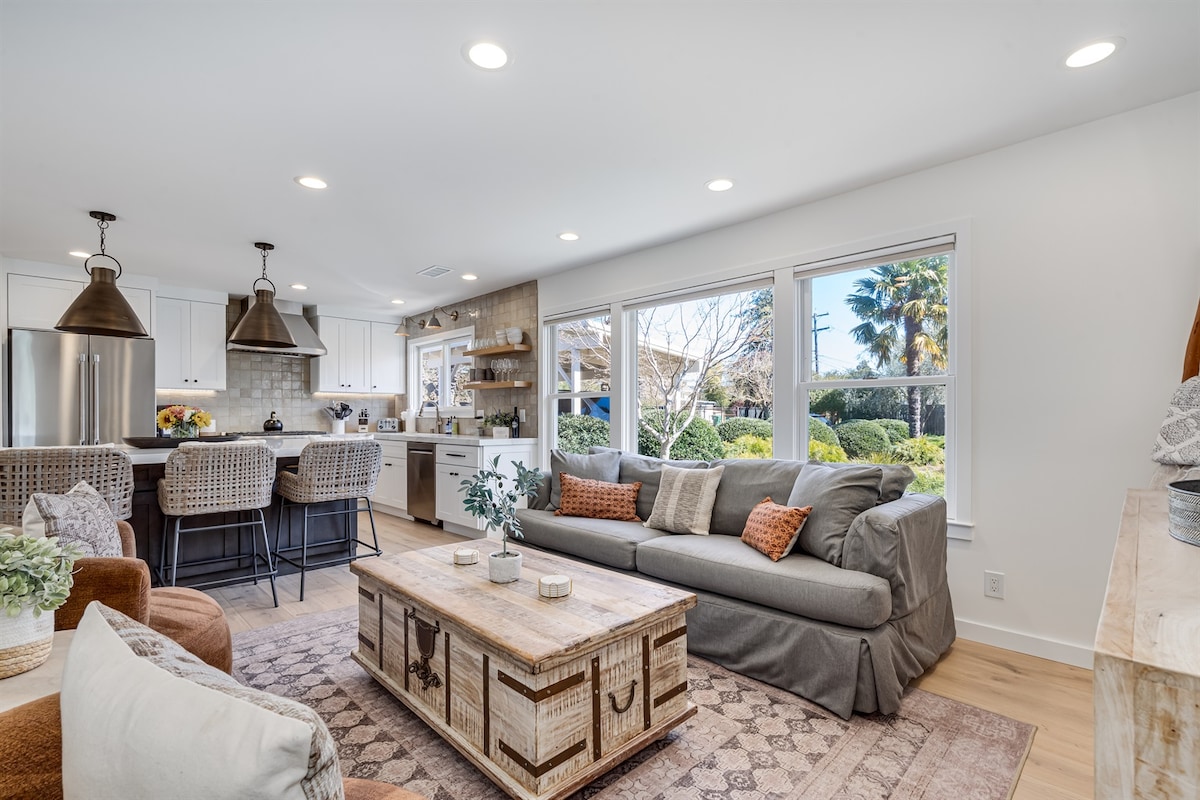 Kitchen + Living + Dining + queen sleeper sofa