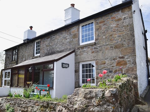 Trecarne Cottage