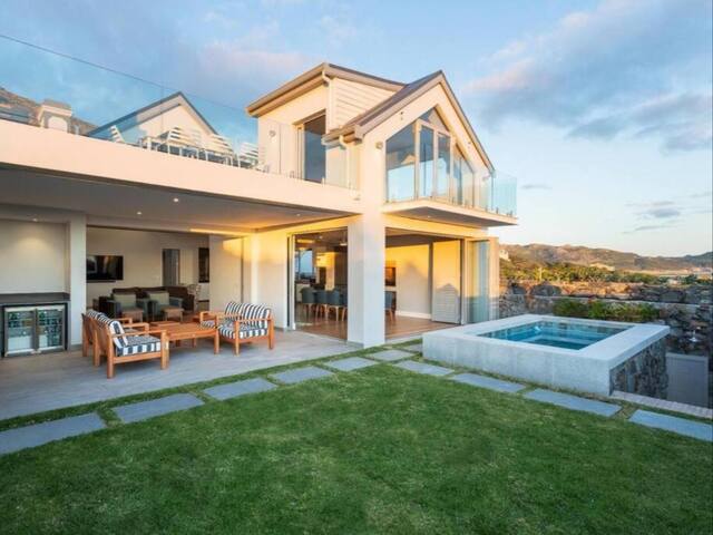 Boulders Beach Villa gallery image 5