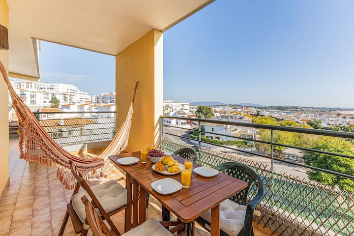 Lagos: Sea View | Near The City Center | Ac - Lagos
