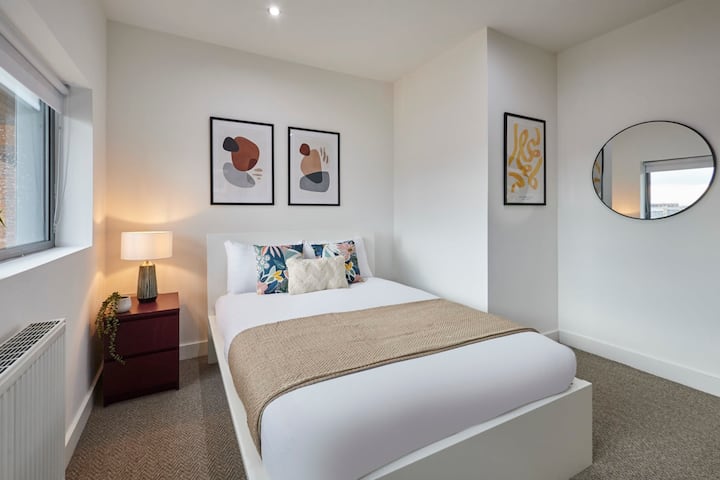 The Knight Street Penthouse II, Liverpool - Host & Stay