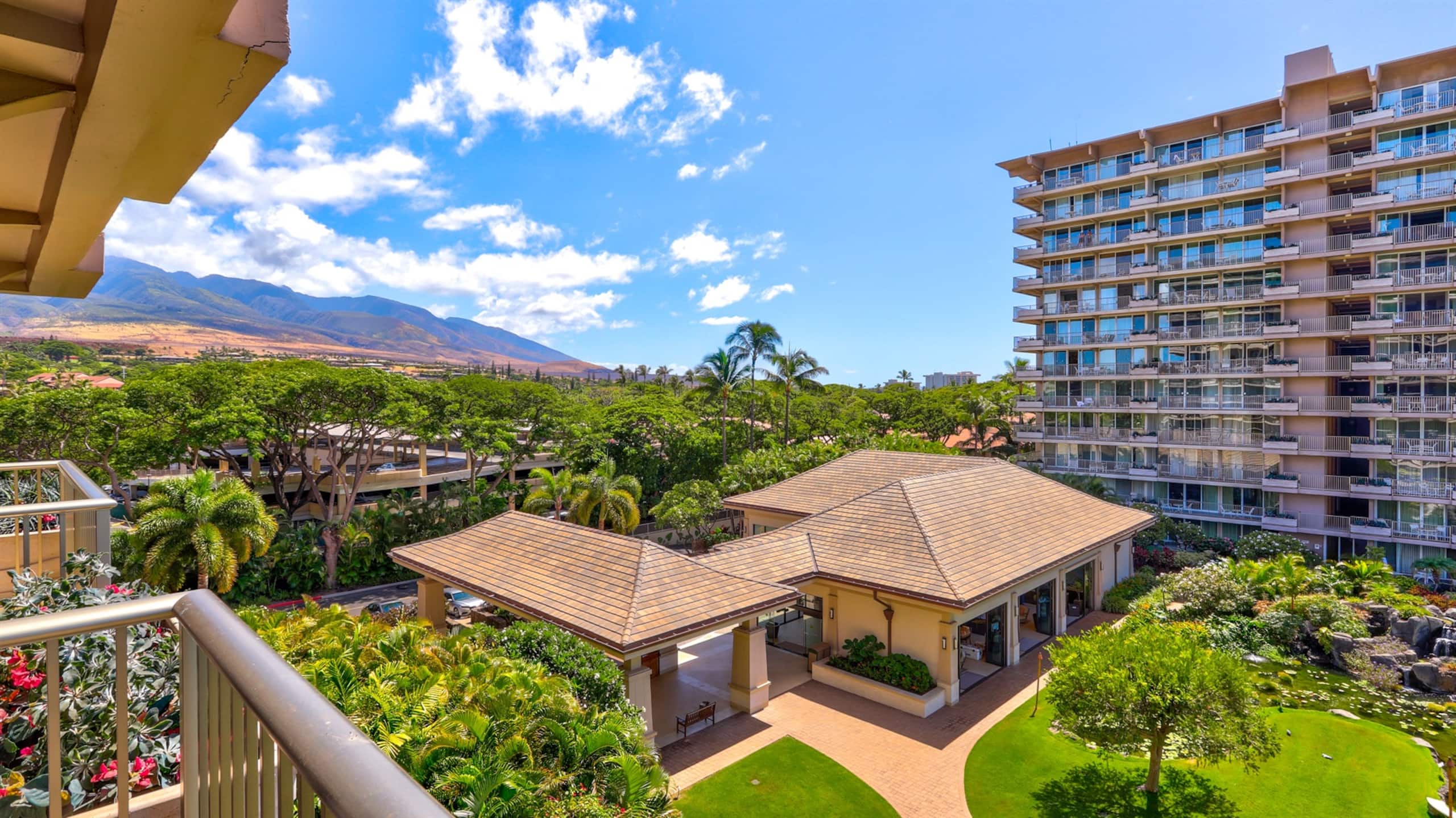 Condo in Lahaina · ★5.0 · 1 bedroom · 2 beds · 1 bath - Image 23