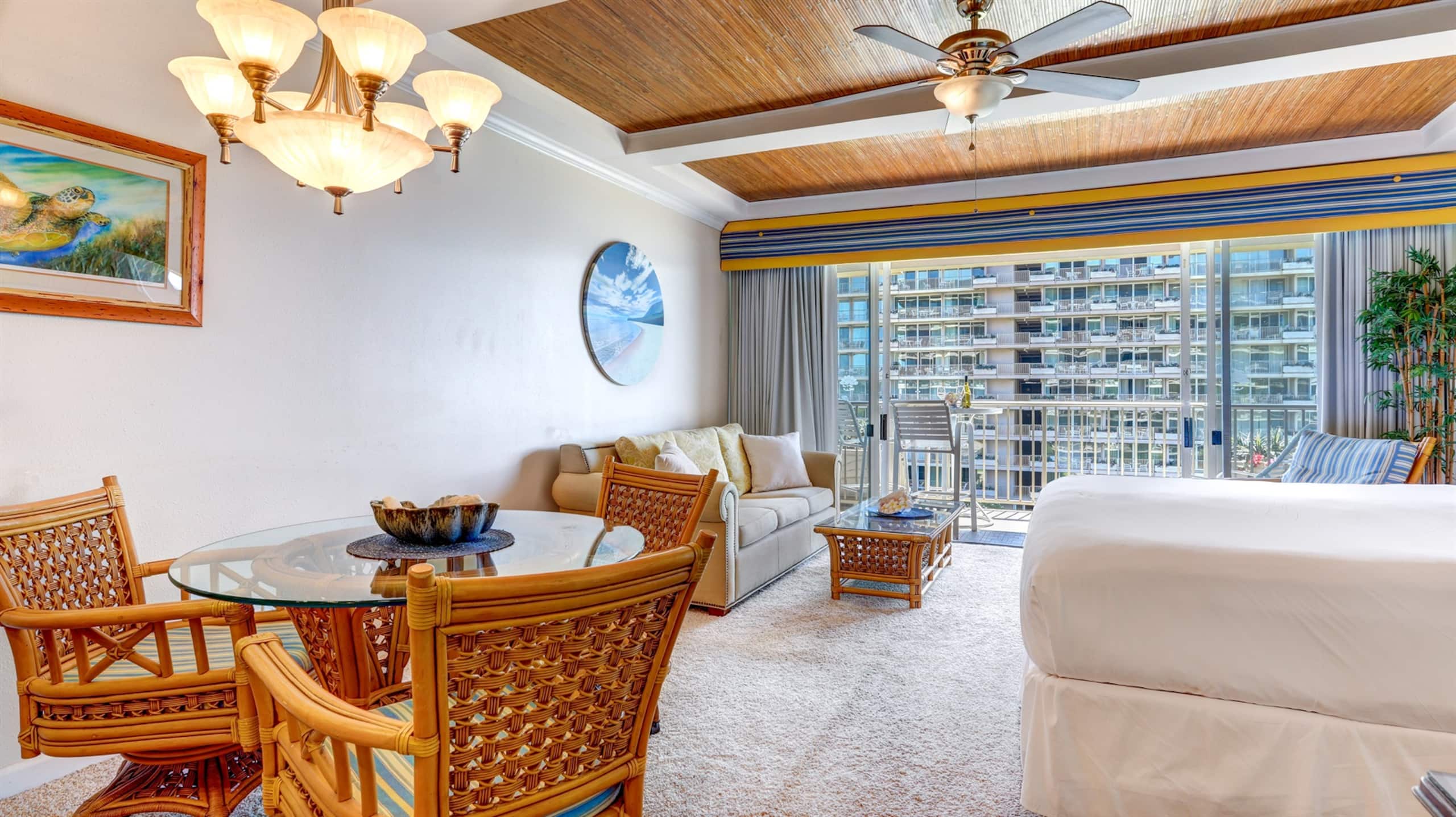 Condo in Lahaina · ★5.0 · 1 bedroom · 2 beds · 1 bath - Image 12