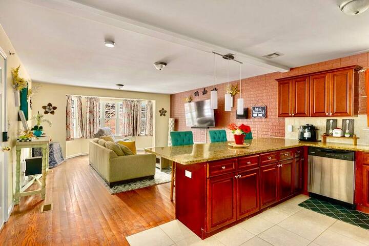 Two Apartments, One Great Stay at Newark Gem