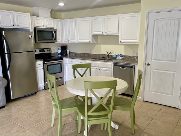 Beachgate Condo Suites And Hotel 513 - Port Aransas, TX