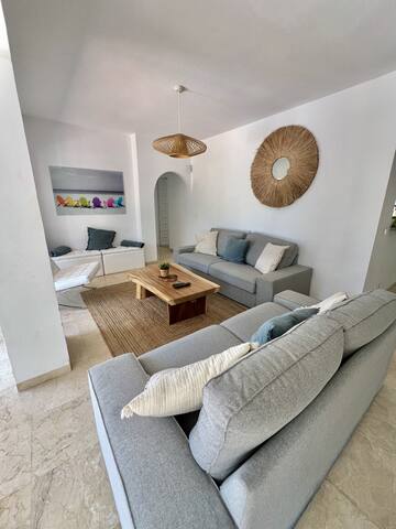 Melanie Et Jonathan managed Airbnb listing 2