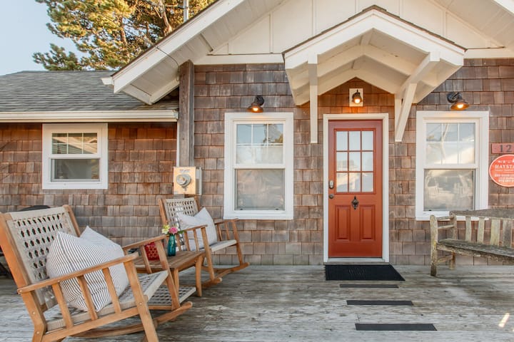 Chef's Kitchen, Walk To Beach+town, Pet Friendly - Cannon Beach, OR