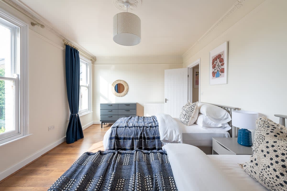 ملاذ هادئ حيث يمكن للمرء الاسترخاء وتجديد الشباب والعثور على العزاء