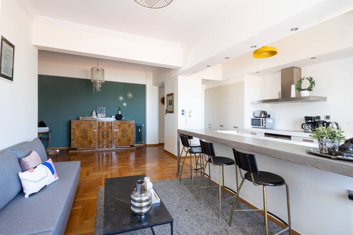 3 bdrm Luxury Apt Incredible Acropolis View gallery image 2