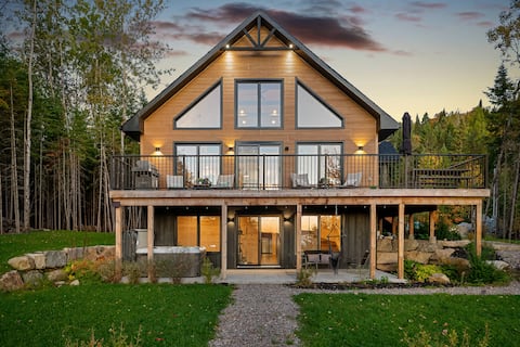Successful Airbnb property: Chalet Le Solem, Golf and Spa! in Saint Faustin Lac Carré