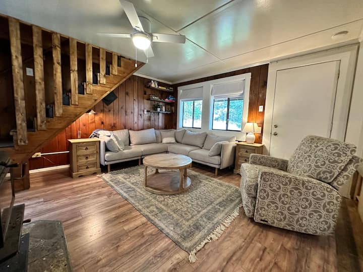 Historic 1940s Miner’s Cabin | Fireplace + Pets - McCall, ID