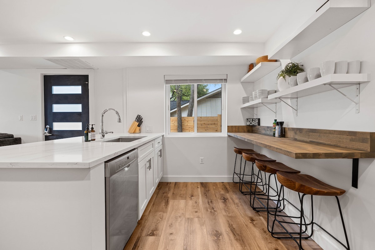Newly Remodeled Modern Gem | Cozy + Central + Chic