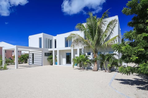 Grace Bay, New 5 Bedroom Villa - Pure Water Villa