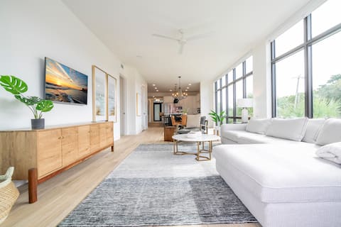 “Marina Gem”: Luxurious condo near the beach