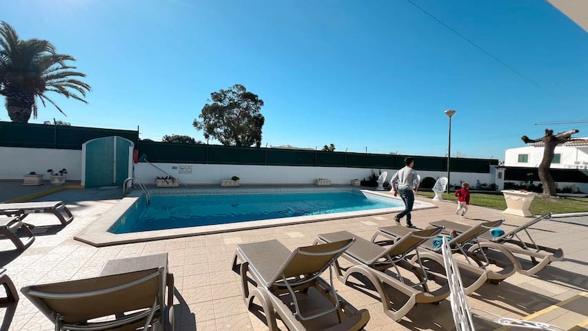 Sunny Deluxe managed Airbnb listing 2