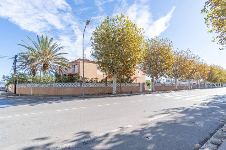 Jouvacations Villa Freser gallery image 3