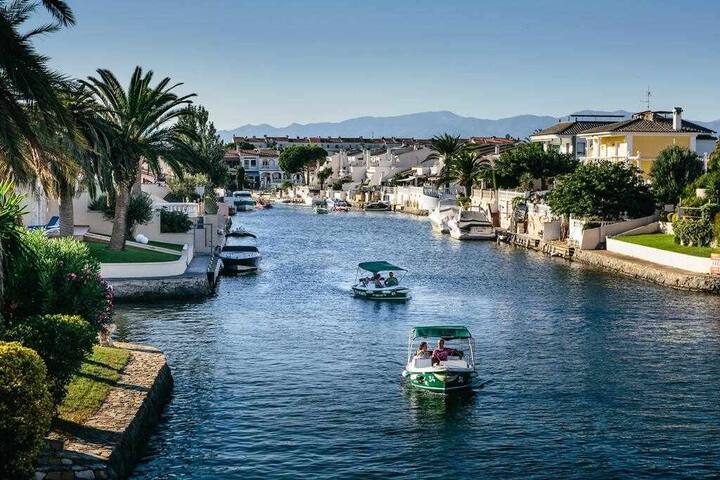 Jouvacations Villa Freser gallery image 2