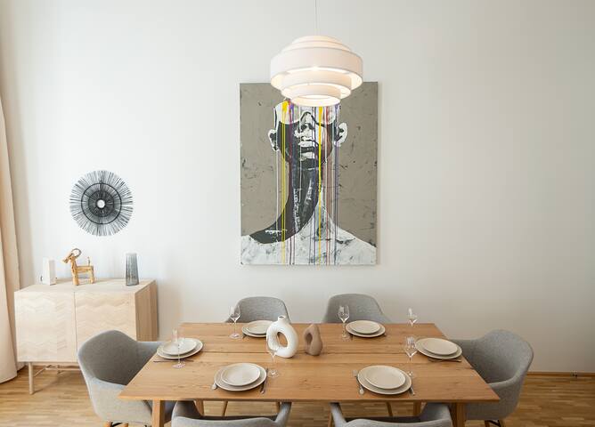 Posh 107 m² 3BR flat in the city center of Vienna gallery image 2