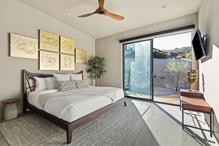 Cama king con baño completo en suite