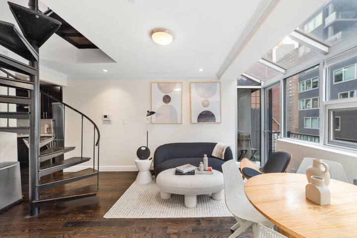 Rove Travel | Chelsea Vista II | PH with Rooftop