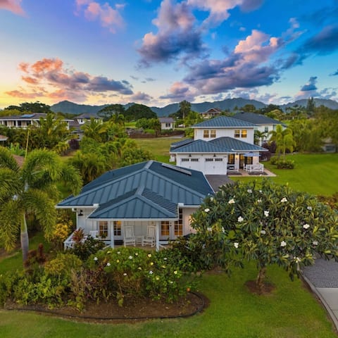 *NEW 7BD Farmhouse Estate |Pool, PickleB, Gym| AC