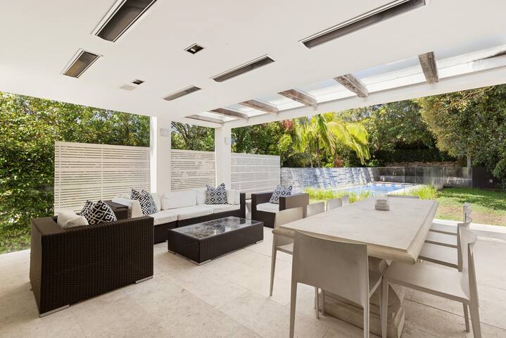 Vaucluse Palms gallery image 2