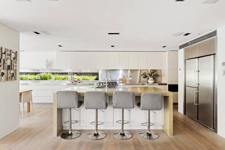 Vaucluse Palms gallery image 5