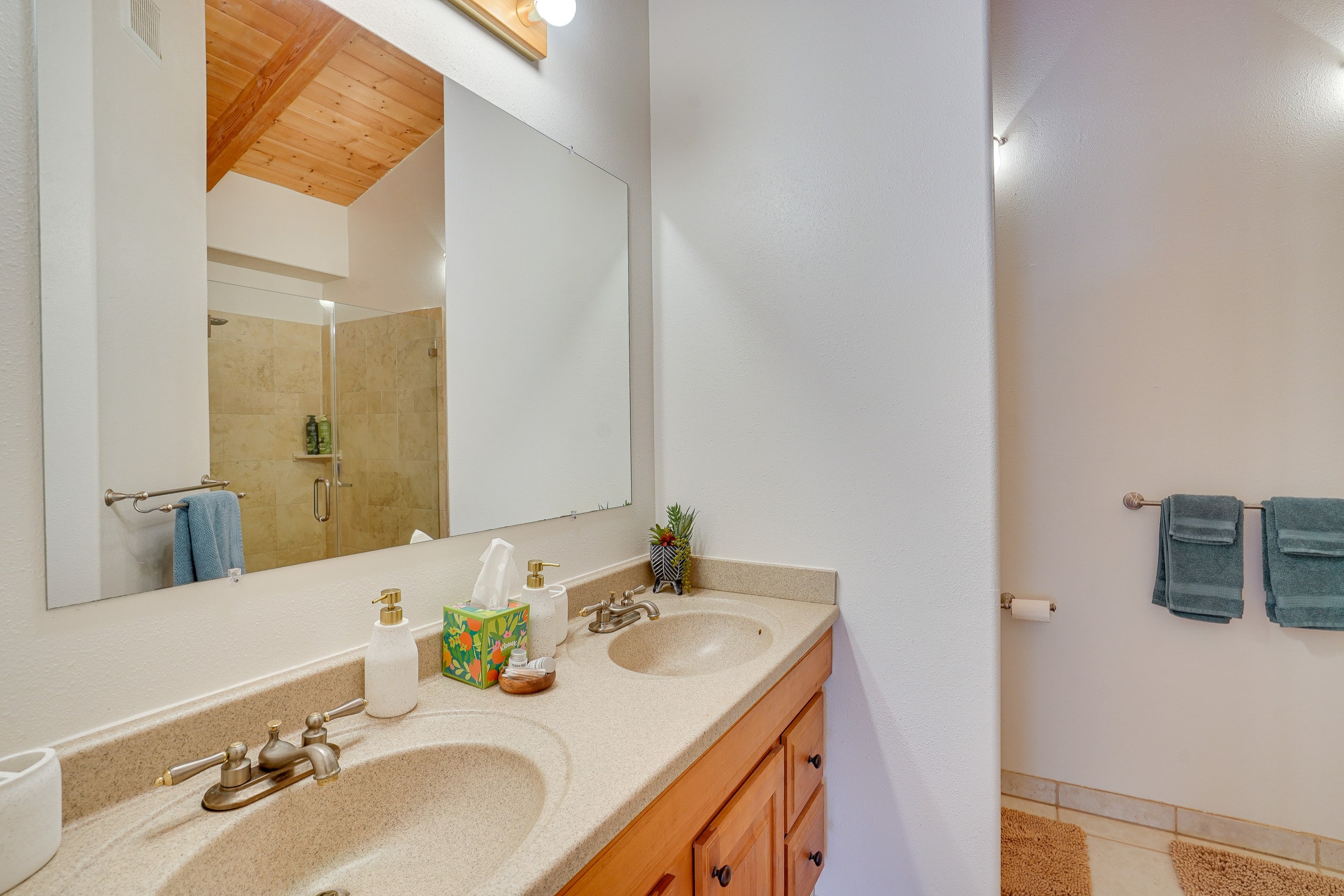 Hawaiian Retreat w/ Ocean Views in Captain Cook - Photo 15