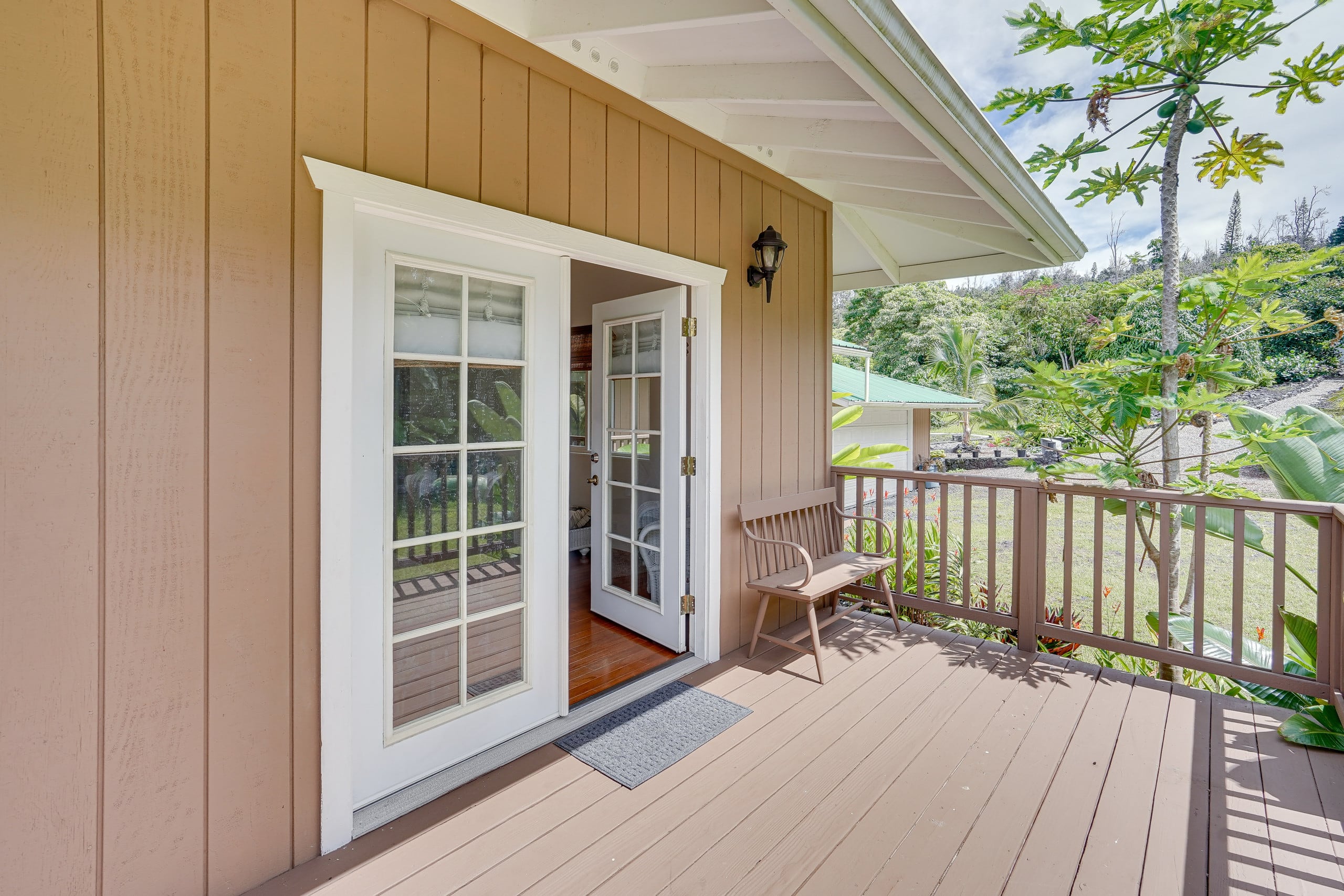 Hawaiian Retreat w/ Ocean Views in Captain Cook - Photo 22
