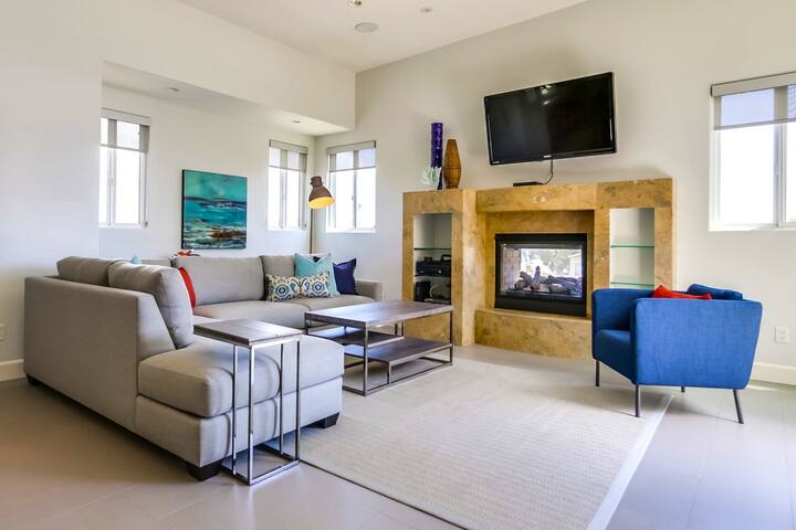 Mission Beach Break 1 |3BR | Walk to Belmont Park gallery image 2